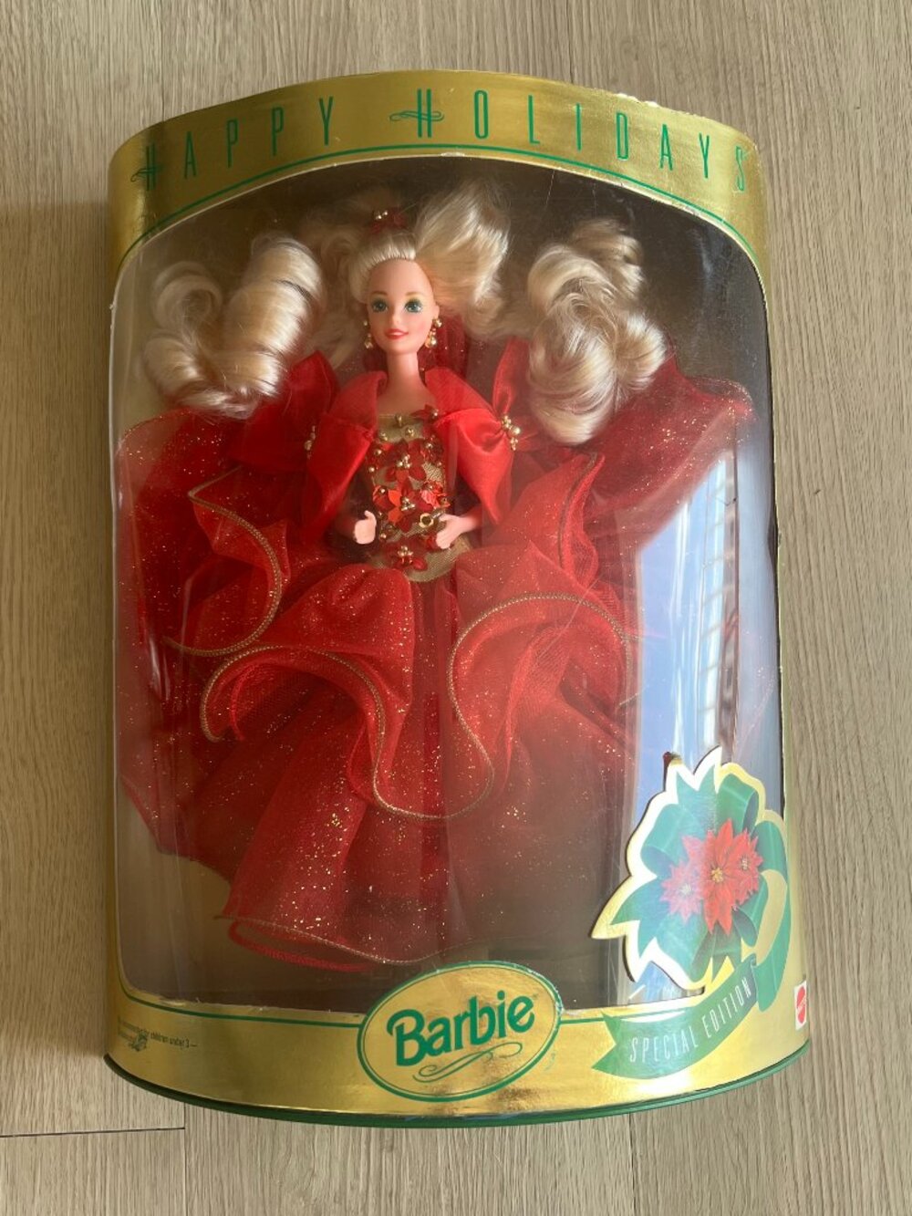 Mattel Barbie Holiday Barbie 1993 Special Collector Edition w/ Stand in box